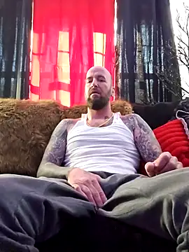 Beardedtattood online show from 03/21/25, 02:40