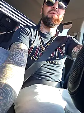 Beardedtattood online show from 10/04/25, 02:48