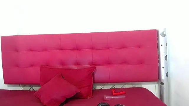 zhamira 21 online show from 02/20/25, 07:52