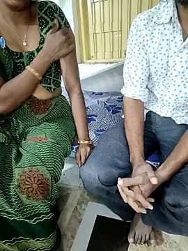 Snapshot of savixxx chatting on 12/12/24, 08:25 savixxx online show from 12/12/24, 08:25