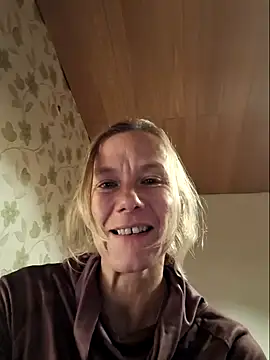 yola181 online show from 01/13/25, 06:16