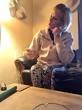 yola181 online show from 02/04/25, 02:32