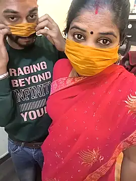 Snapshot of Indian_Lust_Couple chatting on 12/04/24, 07:01 Indian Lust Couple online show from 12/04/24, 07:01