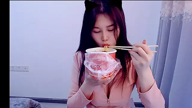 Little-sweet online show from 11/02/25, 01:08