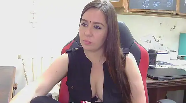 Kiara zoya online show from 12/22/24, 06:59