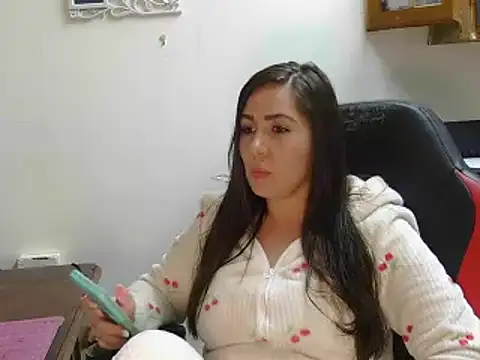 Kiara zoya online show from 01/21/25, 09:15