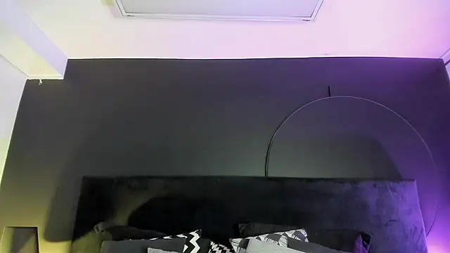 Snapshot of Aylen_darkmoor chatting on 01/18/25, 07:37 Aylen darkmoor online show from 01/18/25, 07:37