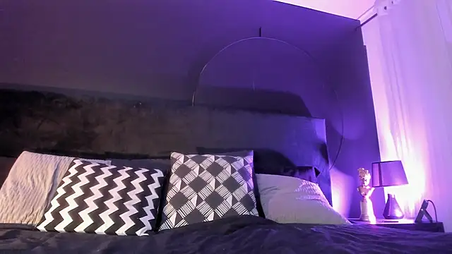 Snapshot of Aylen_darkmoor chatting on 03/12/25, 07:49 Aylen darkmoor online show from 03/12/25, 07:49