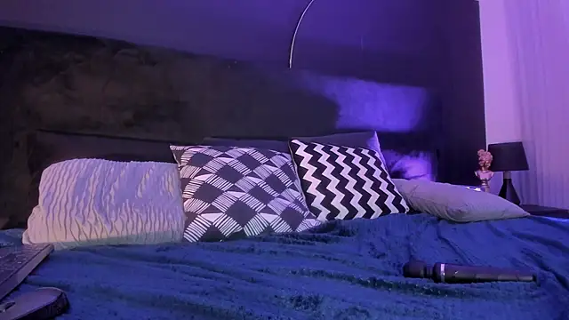 Snapshot of Aylen_darkmoor chatting on 03/18/25, 10:48 Aylen darkmoor online show from 03/18/25, 10:48