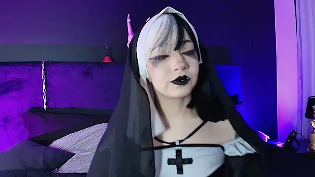 Snapshot of Aylen_darkmoor chatting on 11/15/25, 07:54 Aylen darkmoor online show from 11/15/25, 07:54