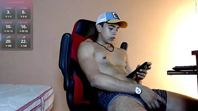 karlgiles  online show from 01/23/25, 06:45