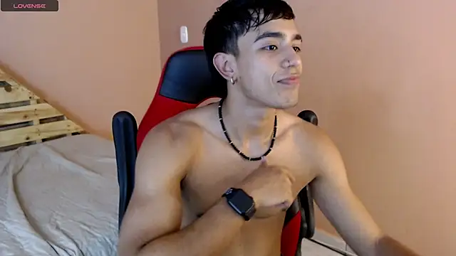 karlgiles  online show from 02/20/25, 06:02