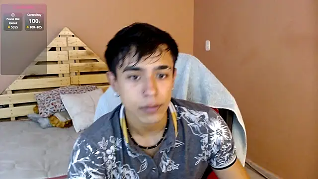 karlgiles  online show from 03/13/25, 05:50