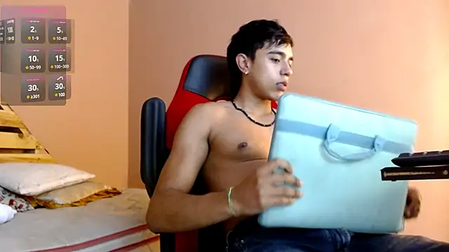 karlgiles  online show from 03/14/25, 06:39