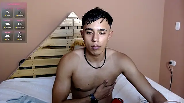 karlgiles  online show from 03/16/25, 06:34