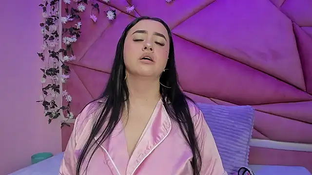 Victoria Rossy online show from 11/13/25, 08:30