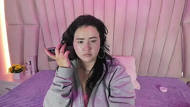 Victoria Rossy online show from 07/07/26, 10:47