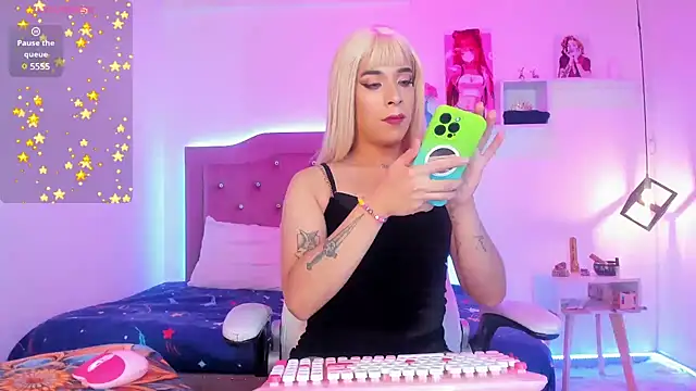 Snapshot of Nyx__Blackwood chatting on 03/04/25, 02:06 Nyx Blackwood online show from 03/04/25, 02:06