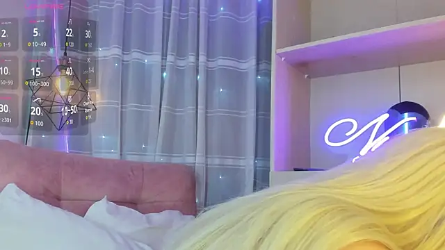 Snapshot of Nyx__Blackwood chatting on 02/24/26, 03:15 Nyx Blackwood online show from 02/24/26, 03:15