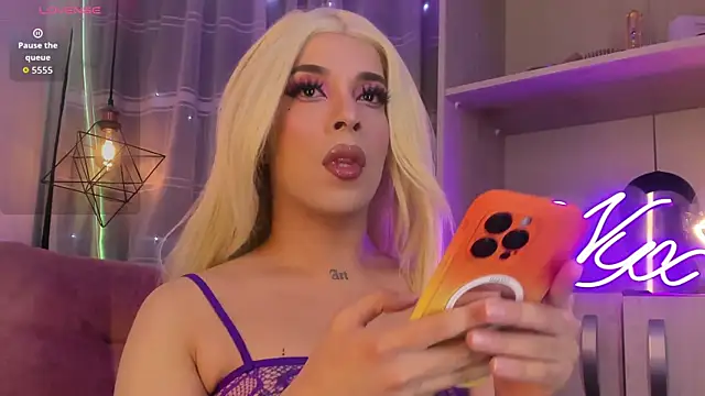 Snapshot of Nyx__Blackwood chatting on 02/28/26, 03:40 Nyx Blackwood online show from 02/28/26, 03:40