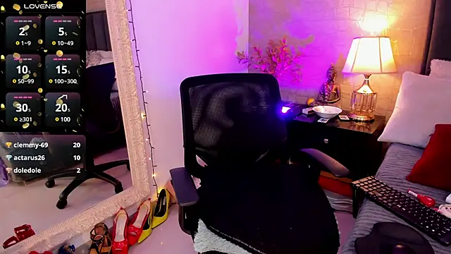 Mariana c1 online show from 02/03/25, 08:57