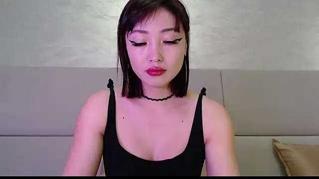 MiaRie online show from 11/28/25, 04:15