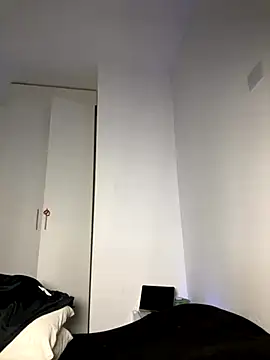 Snapshot of AgnesCampp chatting on 09/17/25, 07:26 AgnesCampp online show from 09/17/25, 07:26