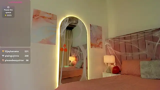 SweetGirl       online show from 10/19/25, 11:38