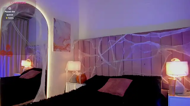 SweetGirl       online show from 10/28/25, 11:14