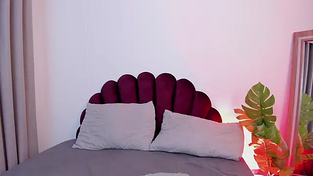 SweetGirl       online show from 04/16/26, 08:59