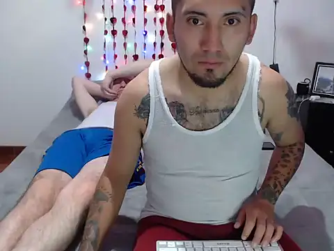 Snapshot of Jeiison_duf chatting on 11/27/25, 01:40 Jeiison duf online show from 11/27/25, 01:40