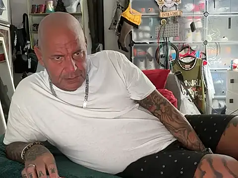 joeytatts66 online show from 11/14/25, 02:32