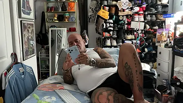 joeytatts66 online show from 01/14/26, 02:39