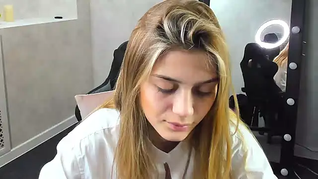 Cherry Price online show from 12/24/24, 10:28