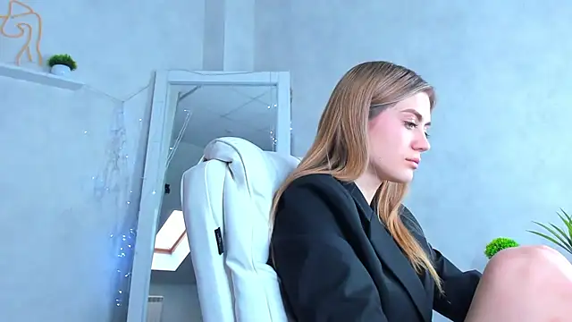 Cherry Price online show from 03/21/25, 05:21