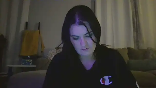 Snapshot of _CumSeeV_ chatting on 12/17/24, 06:56 CumSeeV online show from 12/17/24, 06:56