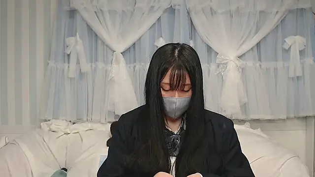Snapshot of yua0727 chatting on 03/11/26, 02:23 yua0727 online show from 03/11/26, 02:23