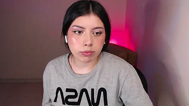 iam emy online show from 03/15/26, 01:55