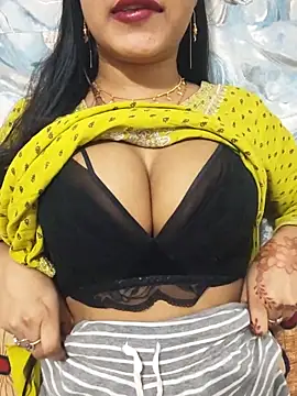 Snapshot of Sania-Love chatting on 06/05/26, 11:32 Sania-Love online show from 06/05/26, 11:32