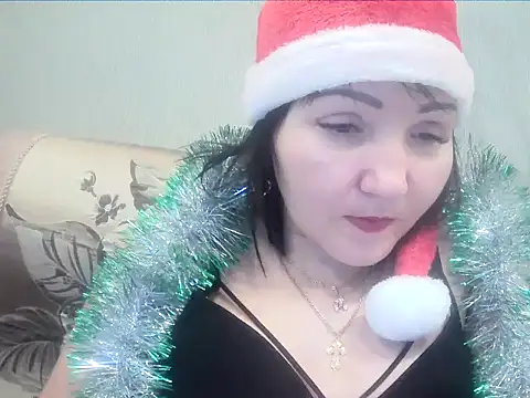 Snapshot of ClaireSunset chatting on 12/30/24, 12:20 ClaireSunset online show from 12/30/24, 12:20