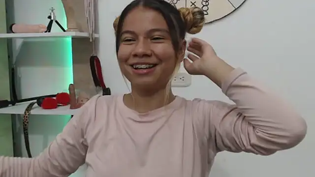 Naomi991 online show from 09/23/25, 08:34