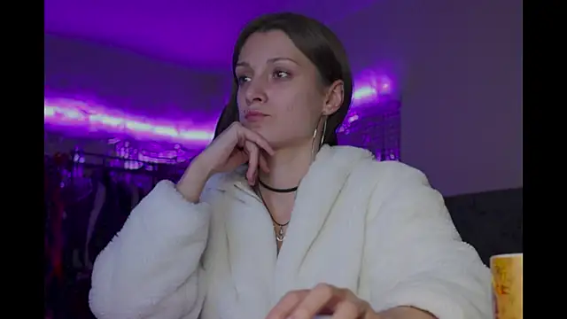 Kathleen Meow online show from 09/26/25, 08:46