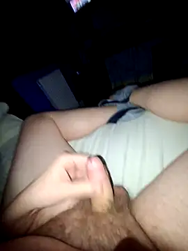 Snapshot of Scotland_100 chatting on 02/17/26, 03:58 Scotland 100 online show from 02/17/26, 03:58