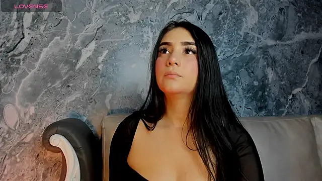 Snapshot of Belliinda_21 chatting on 04/23/26, 07:16 Belliinda 21 online show from 04/23/26, 07:16