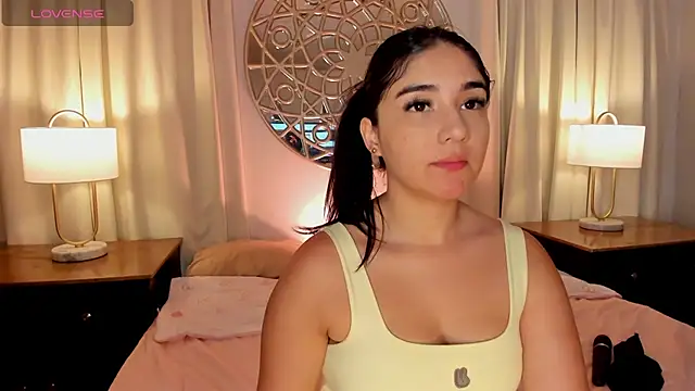 Snapshot of Belliinda_21 chatting on 07/07/26, 06:56 Belliinda 21 online show from 07/07/26, 06:56