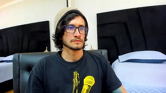 Loggan donnelly online show from 02/14/25, 08:48