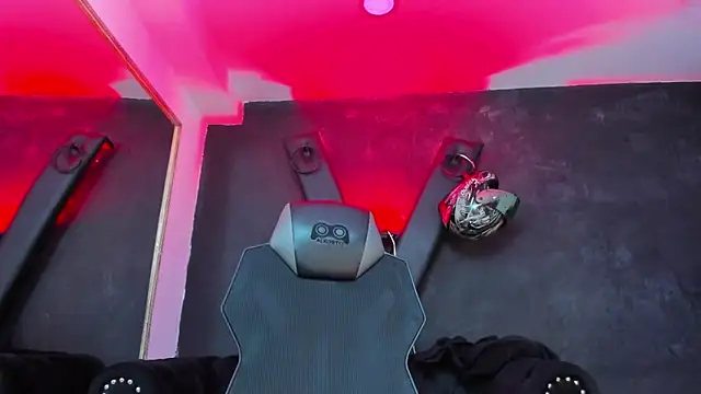 Loggan donnelly online show from 09/14/25, 07:35