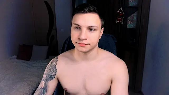 handsome guy01 online show from 12/19/24, 03:18