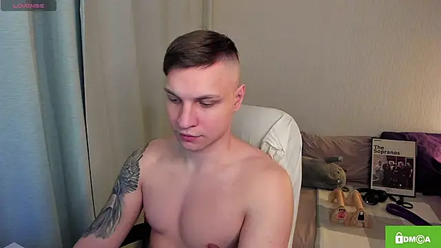 handsome guy01 online show from 04/12/26, 06:46