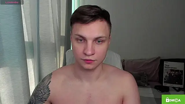 handsome guy01 online show from 05/02/26, 03:50